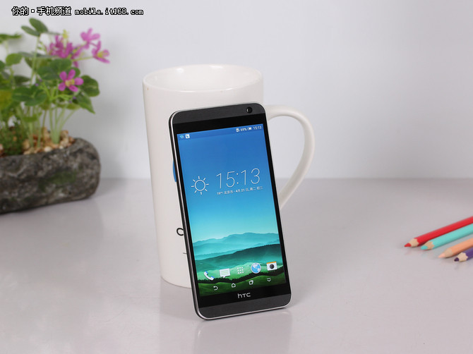 直接跌成千元機(jī) HTC One E9僅1078元