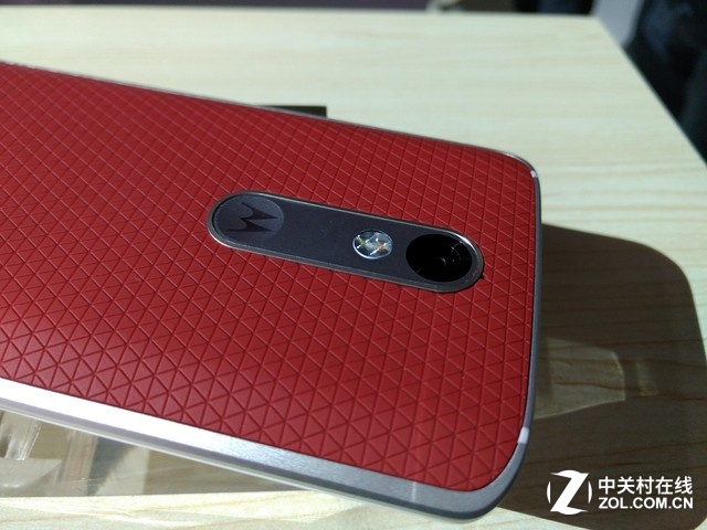 選擇決定實力 Moto X 極現(xiàn)場真機實拍