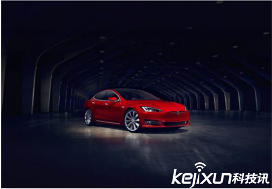 特斯拉 Model S 首次中國(guó)亮相  新店建在太古里？