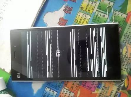 為啥<a href=/mobile/iphone/ target=_blank class=infotextkey>iPhone</a>和<a href=/mobile/android/ target=_blank class=infotextkey>安卓</a>手機都會死機卡頓？