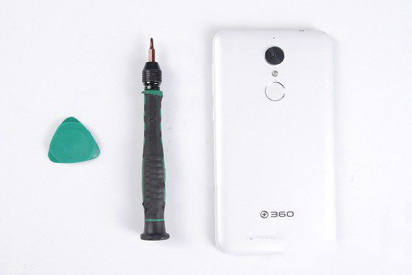 360手機(jī)N4做工如何？360手機(jī)N4拆機(jī)圖解評(píng)測(cè)