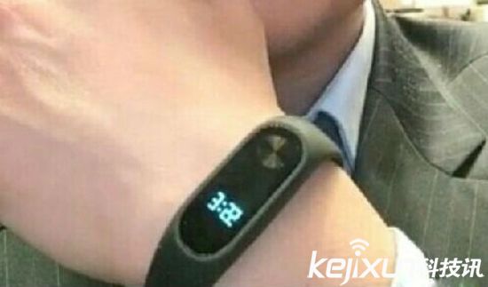 小米瘋狂放大招 這次居然是小米手環(huán)2，冰點(diǎn)售價(jià)！