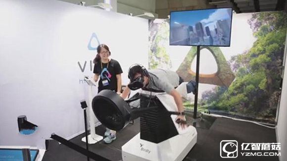 HTC Vive新腦洞：讓你體驗(yàn)鳥(niǎo)兒飛翔的感覺(jué)