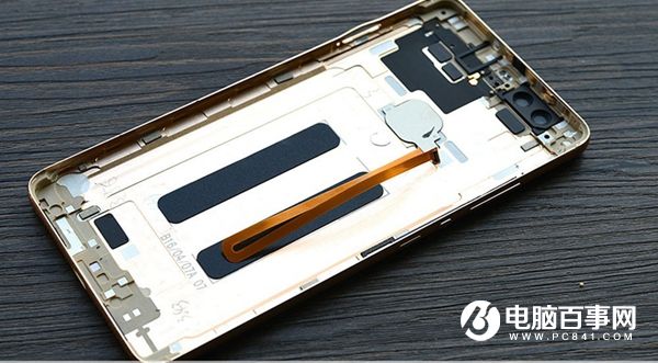 榮耀V8做工怎么樣？榮耀V8拆機(jī)圖解評測