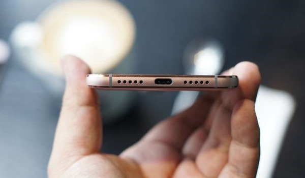 iPhone有必要會取消3.5mm耳機(jī)接口嗎？