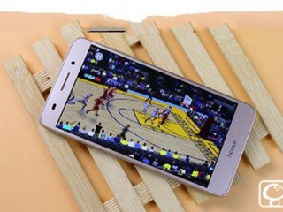 榮耀暢玩5A能玩大中型游戲嗎？榮耀暢玩5A玩游戲卡嗎？