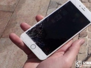 iPhone屏幕無法維修？戰(zhàn)斗民族對(duì)蘋果發(fā)飆