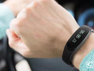 bong 3 HR智能手環(huán)怎么樣？心率血氧即時監(jiān)測