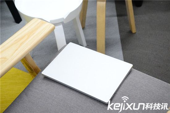 小米志作科技界無印良品 雷軍很有情懷？