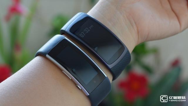 三星Gear Fit2手環(huán)、微軟Band 2手環(huán)對(duì)比評(píng)測(cè)