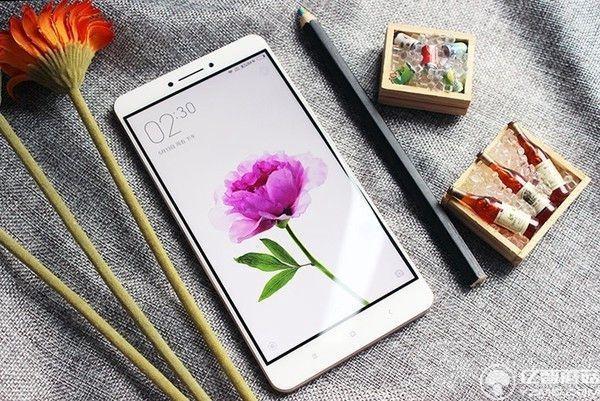 榮耀Note8領(lǐng)銜 6款2016熱門巨屏手機(jī)推薦