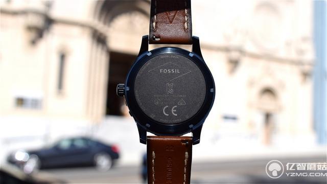 Fossil Q系列全新安卓表體驗(yàn) 戴出機(jī)械表的感覺