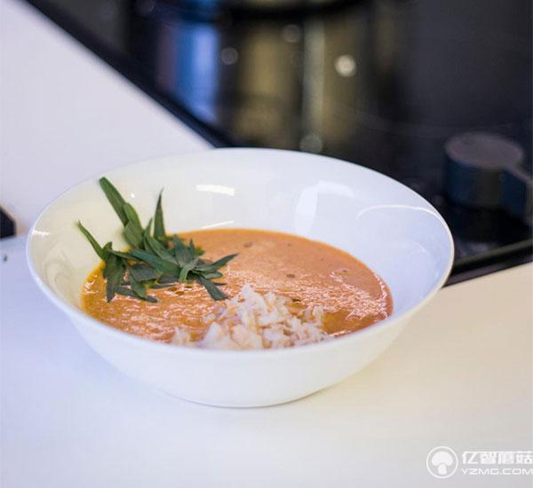 機(jī)器大廚可以做100多道菜 售價(jià)62萬你買賬嗎？