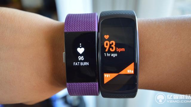 Gear Fit 2對(duì)比Fitbit Charge 2 誰(shuí)更好用？