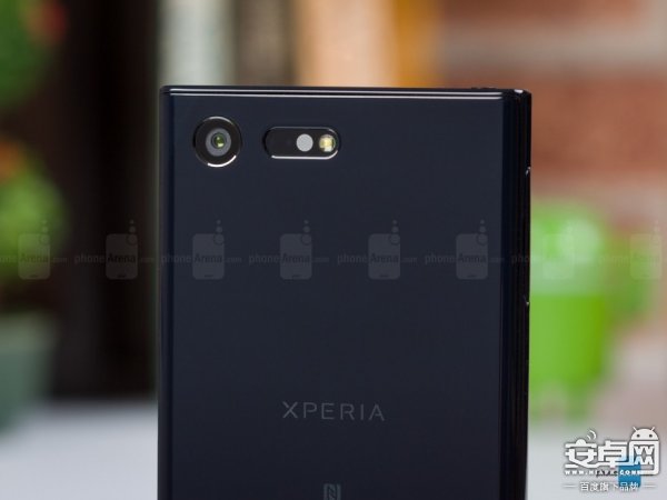 Compact 依舊？Xperia X Compact 評測