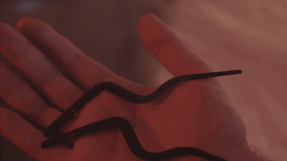 襯衫領(lǐng)子塌太猥瑣？戴上這個棍兒讓領(lǐng)子硬起來