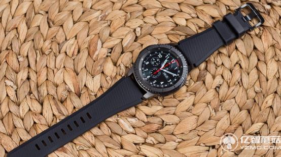 三星Gear S3 frontie更爺們了！但系統(tǒng)真難用