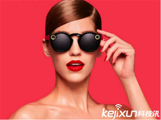 Spectacles可拍照眼鏡 瞬間席卷美國網(wǎng)絡(luò)