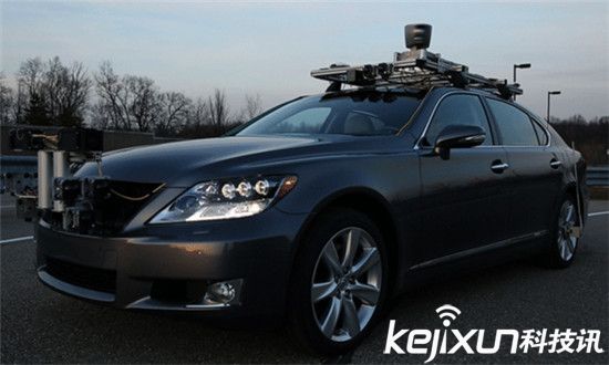 Uber或?qū)⒂谂f金山推出無(wú)人駕駛專車(chē)服務(wù)