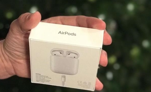 AirPods耳機開箱：蘋果新的未來！