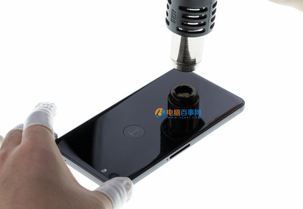 錘子T2后蓋怎么打開？錘子T2后蓋拆解教程