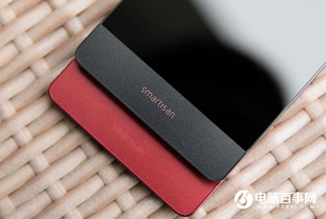 為什么都希望老羅出高端機(jī) 不讓錘子出款百元機(jī)？