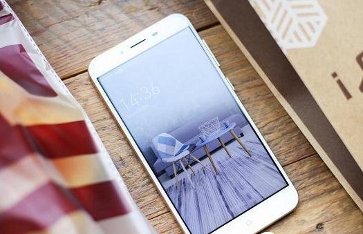 360Vizza與紅米Note5A的區(qū)別 360Vizza和紅米Note5A哪個(gè)好？