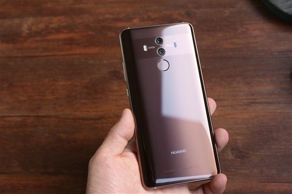 華為年度全面屏旗艦！Mate 10 Pro上手：4899元