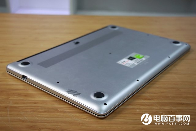 華為MateBook D怎么拆機(jī) 華為MateBook D筆記本拆機(jī)教程