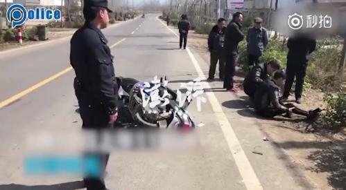 男子車禍受傷打《王者榮耀》止痛 網(wǎng)友：輸了是不是更痛？