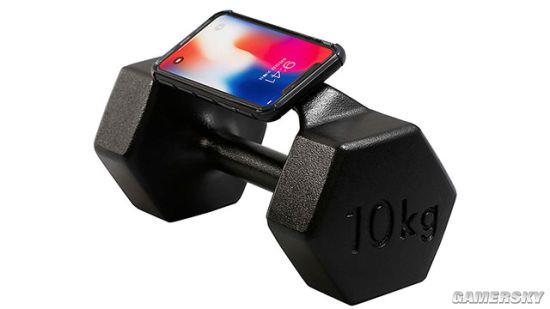 日本廠商推出健身iPhone手機(jī)殼 狀如啞鈴、重達(dá)10KG