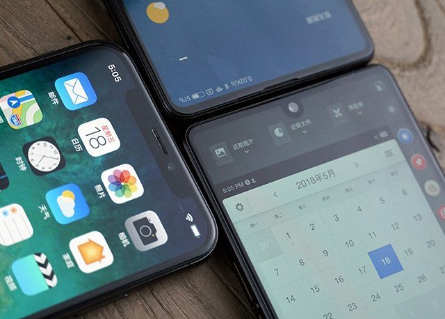 堅果R1、小米MIX2S、iPhone X對比評測 國產(chǎn)旗艦對決蘋果