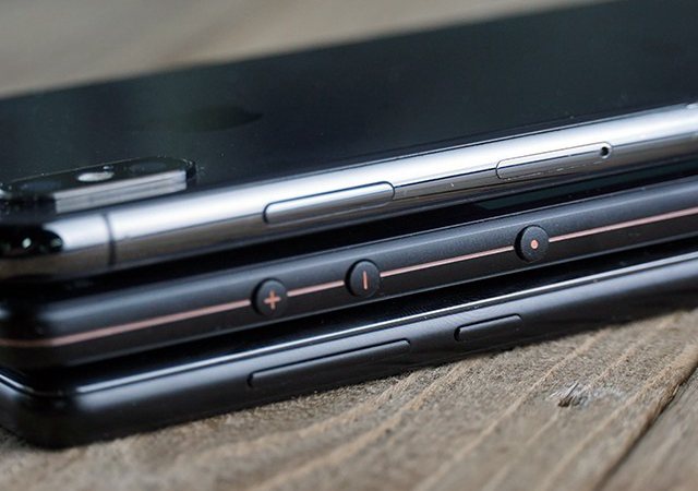 堅果R1、小米MIX2S、iPhone X對比評測 國產(chǎn)旗艦對決蘋果