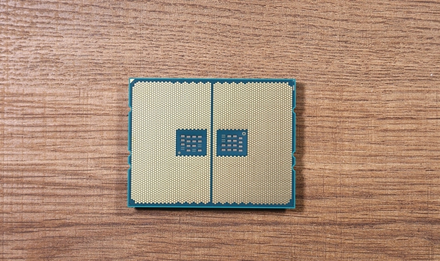 AMD線程撕裂者2990WX開箱圖賞 32核最強CPU來襲！