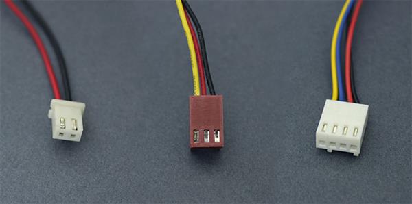 電腦機箱散熱風(fēng)扇的2針、3針、4針有什么區(qū)別？