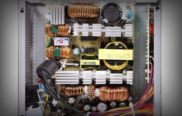 怎么看電源質(zhì)量好壞？八招教你判斷電腦電源用料是否縮水