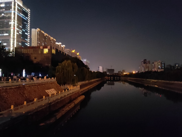 OPPO R17值得買(mǎi)嗎？OPPO R17詳細(xì)評(píng)測(cè)