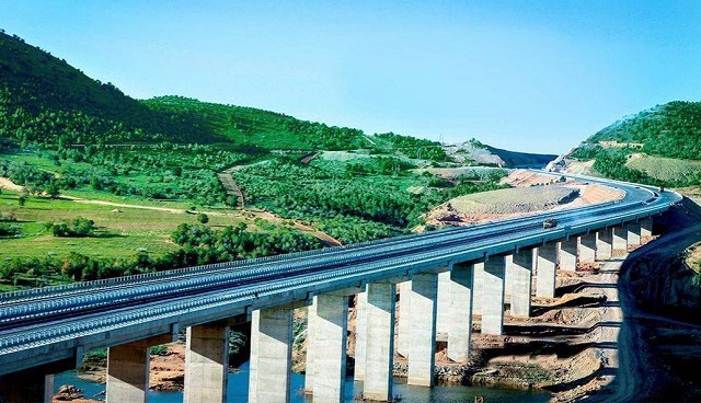 為什么中國高速公路一直收費(fèi)，美國高速卻大規(guī)模免費(fèi)？
