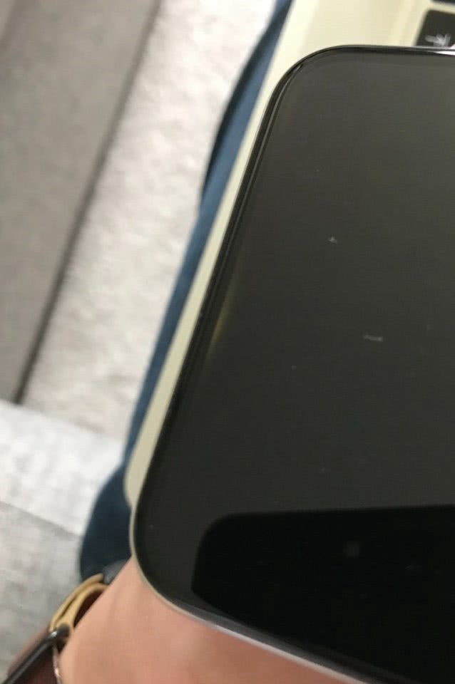 iPhone XS再陷信號(hào)門(mén)：?jiǎn)栴}頻出 四大問(wèn)題匯總