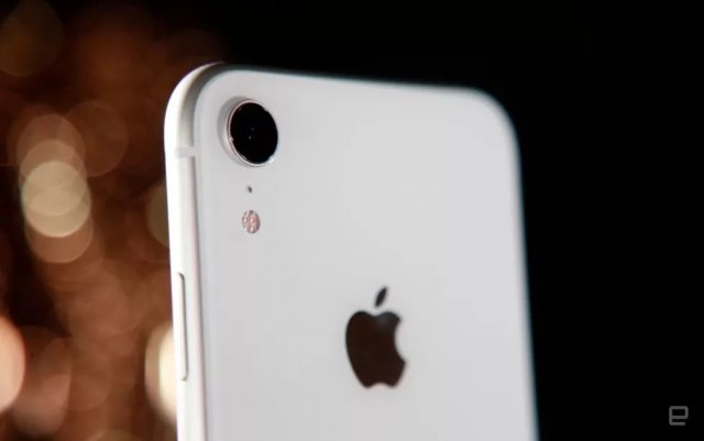 iPhone XR 是全球公認(rèn)的高性價(jià)比 iPhone？我們來看看外媒們?cè)趺凑f