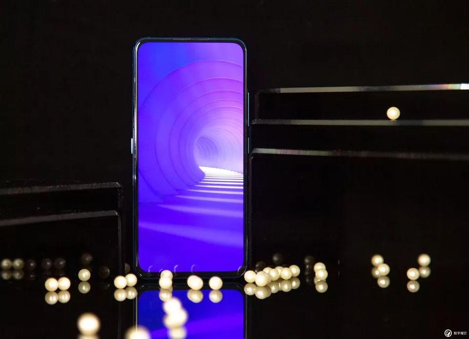 vivo NEX 雙屏版圖賞：既是實力派，也是「雙面派」