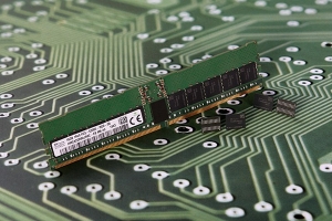 SK海力士發(fā)布首顆DDR5-6400內存芯片：采用1ynm工藝制造