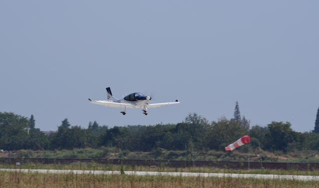 GA20首次公開試飛成功：首個(gè)試飛公開機(jī)型，明年取證交付