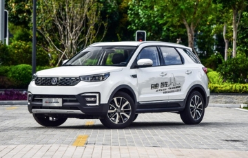 10萬(wàn)元預(yù)算想買(mǎi)緊湊型SUV：長(zhǎng)安CS55、哈弗F5和東南DX7選誰(shuí)？