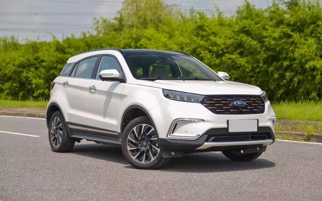 福特首款純電動(dòng)SUV車型福特領(lǐng)界EV正式上市，指導(dǎo)價(jià)為19.90-22.30萬元