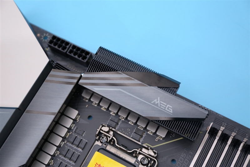 來自4600MHz C19的感動！微星MEG Z490 GODLIKE主板評測